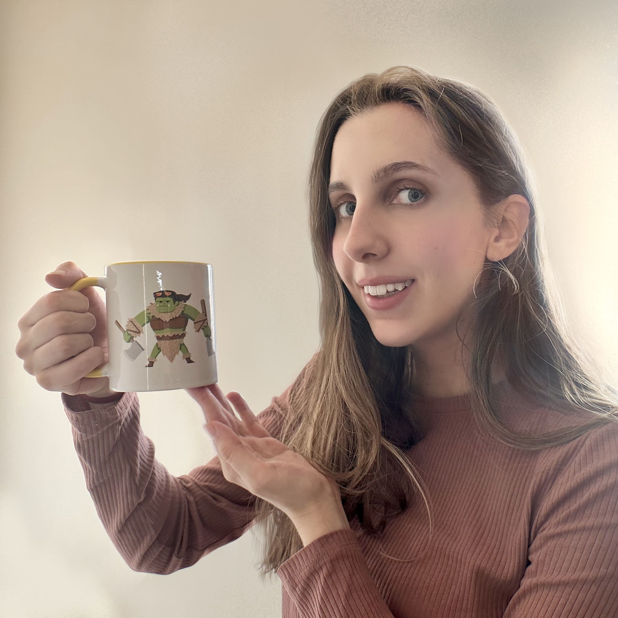 Holding cup